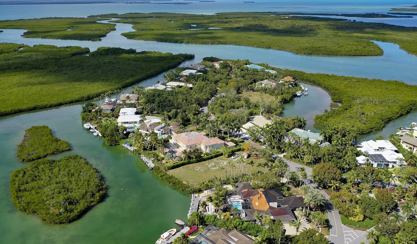 Land Key Largo