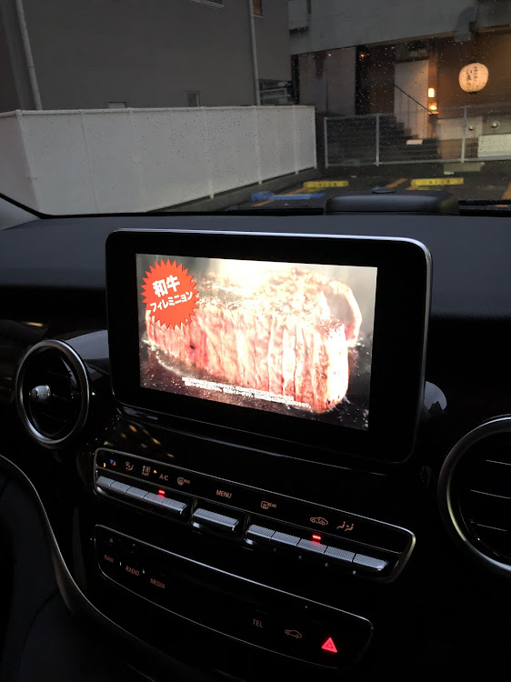 Vクラスのメルセデス・ベンツ・Vクラス・コーディング・TVキャンセル・w447に関するカスタム事例の投稿画像6枚目