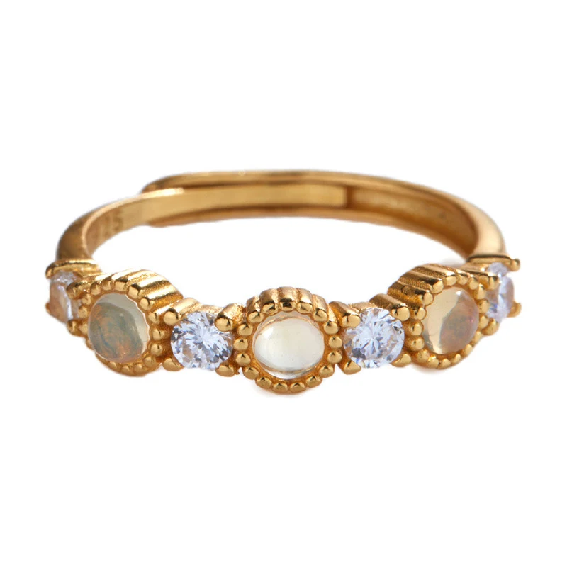 Modieuze en temperamentvolle damesring, past bij alles. Een veelzijdige ring die perfect is voor elke outfit.