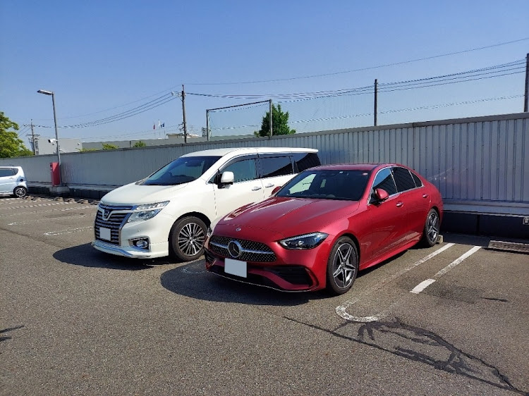 エルグランドのエルグランドE52・W206・ブロンコビリーでランチに関するカスタム事例の投稿画像4枚目