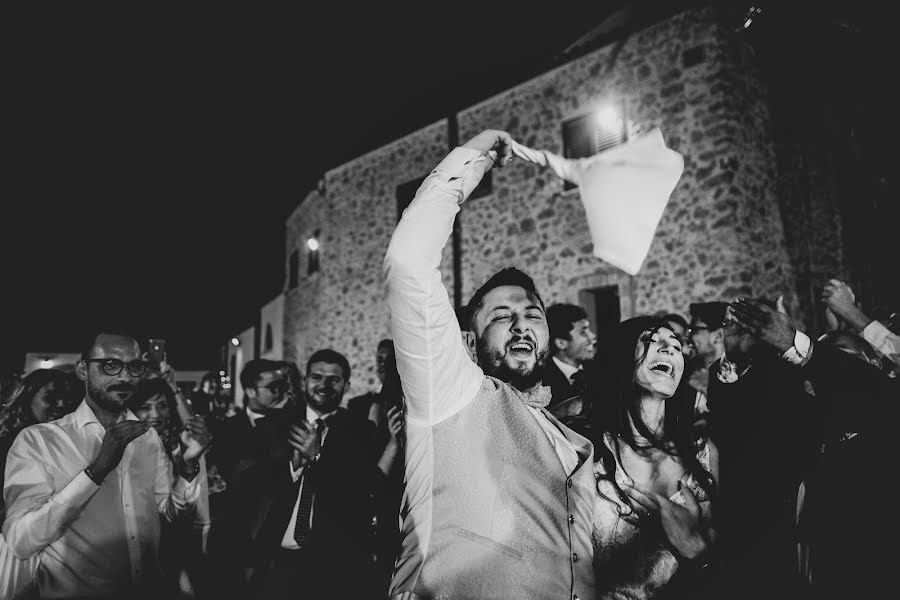 結婚式の写真家Salvatore Grizzaffi (salvogrizzaffi)。2020 5月4日の写真