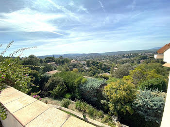 villa à Saint paul de Vence (06)