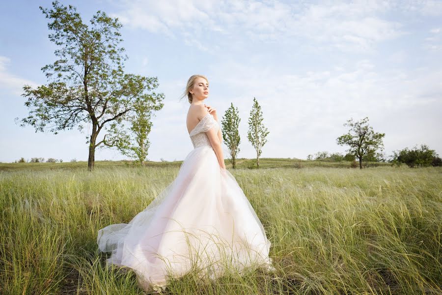 Wedding photographer Tatyana Finogenova (tatafinn). Photo of 5 June 2019