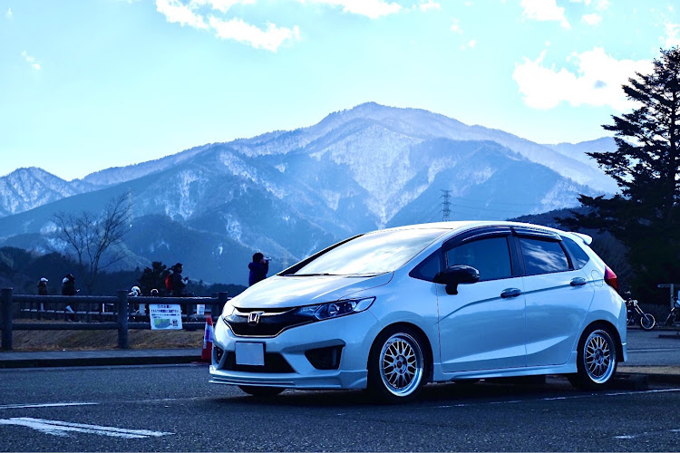 フィットのFit RS・宮ヶ瀬・ドライブ・BBS LMに関するカスタム事例の投稿画像1枚目