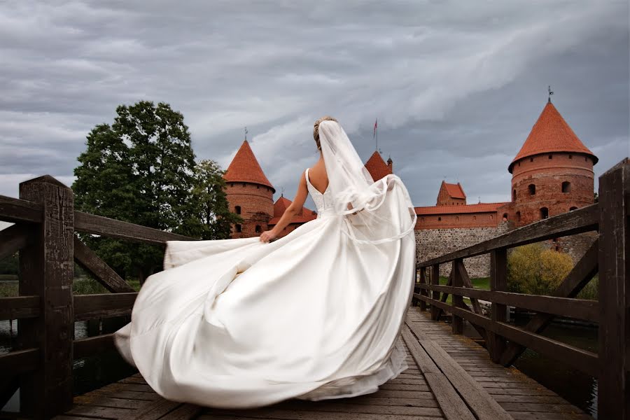 Fotógrafo de casamento Lubow Polyanska (lupol). Foto de 2 de janeiro 2016