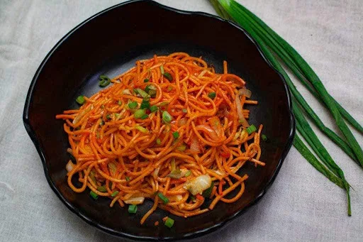 Veg Singapuri Noodles