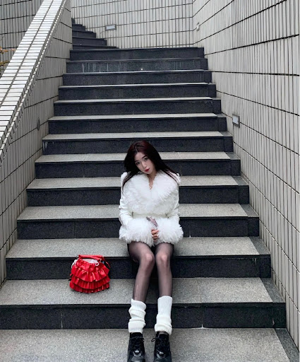 Title 3, Womens Autumn and Winter White Coat with Lapel...