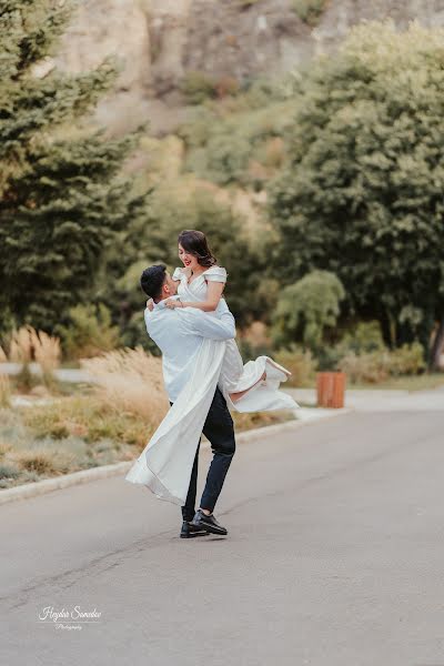 Wedding photographer Heydar Samedov (heydarphoto). Photo of 8 January 2023