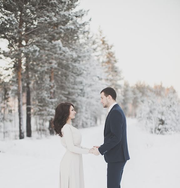 Fotografo di matrimoni Ekaterina Trocyuk (ekatirin). Foto del 19 gennaio 2016