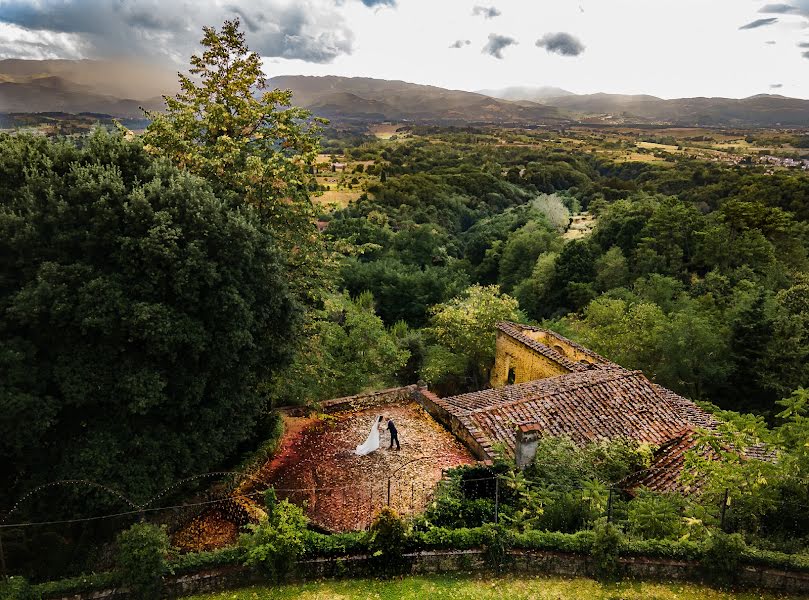 Fotógrafo de casamento Donatas Ufo (donatasufo). Foto de 19 de setembro 2021