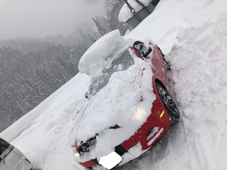 マスタングの冬・雪国・雪・雪かき・駐車場に関するカスタム事例の投稿画像10枚目