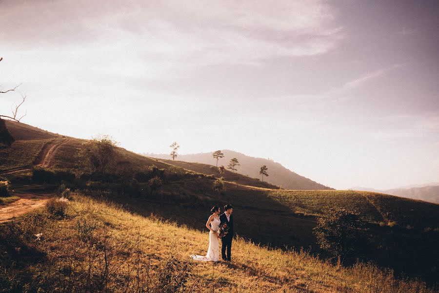 Fotografo di matrimoni Nattawat Sirisinjaroen (littleheartcnx). Foto del 12 aprile