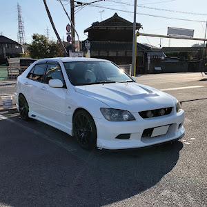 アルテッツァ SXE10