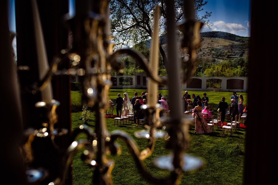 Bryllupsfotograf Casian Podarelu (casian). Foto fra maj 10 2017