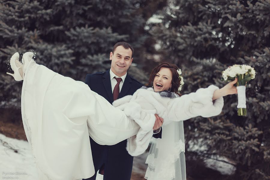 Fotógrafo de casamento Rustam Shanov (shanov). Foto de 16 de junho 2015