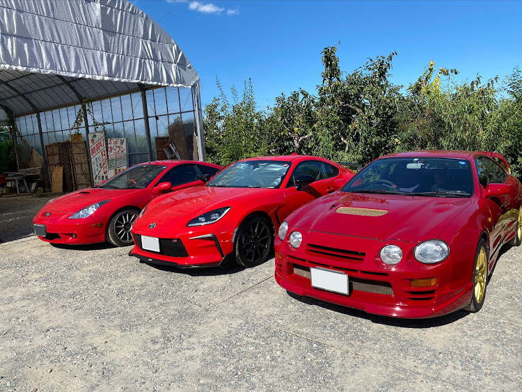 セリカのぶどう狩り・赤い車・GR86・LE関西・廃車に関するカスタム事例の投稿画像2枚目