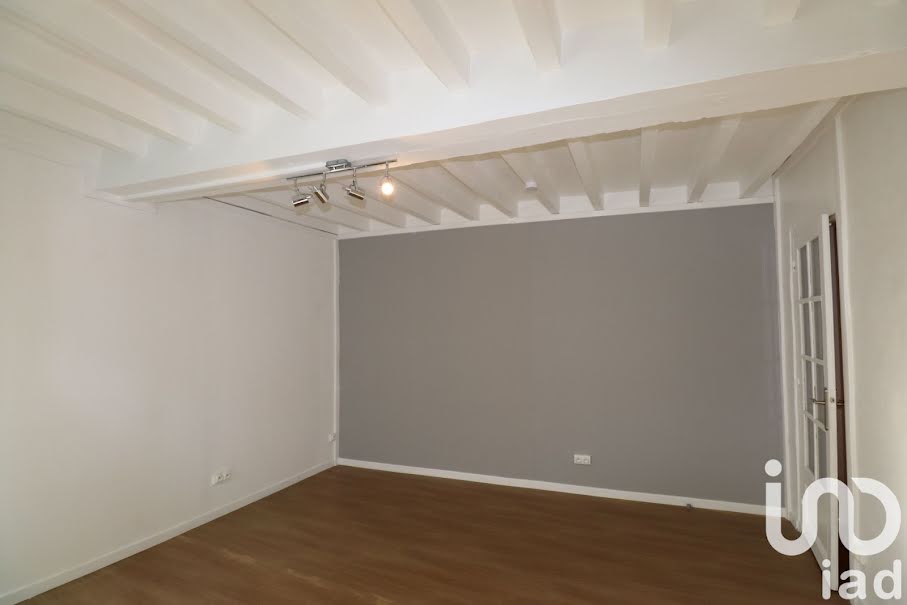 Location  appartement 2 pièces 38 m² à Bellegarde (45270), 450 €