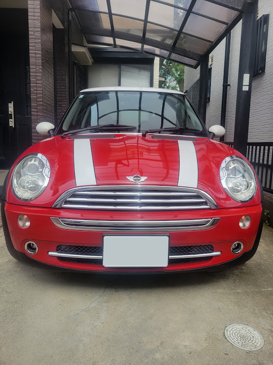 ミニ ハッチバックのMINI R50・Mini cooper・MINI乗りさんと繋がりたいに関するカスタム事例の投稿画像1枚目