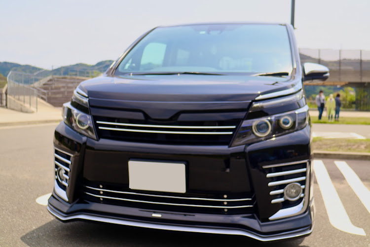 ヴォクシーのカメラ練習中・ミラーレス一眼・ペルシード・今日から熊本帰省・Ｈ.Ｊ.Ｋに関するカスタム事例の投稿画像1枚目