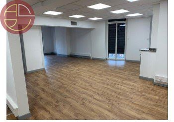 Location  locaux professionnels 6 pièces 120 m² à Toulouse (31000), 2 442 €