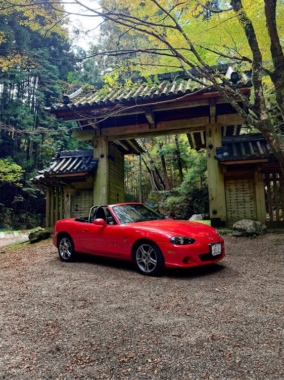 栗饅頭さんが投稿したロードスターNB・談山神社 東大門・ドライブに関するカスタム事例の投稿画像1枚目