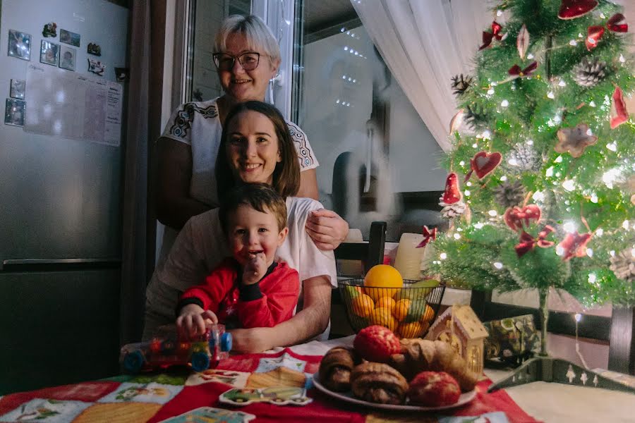 Fotograful de nuntă Lyubov Pogodina (armastus). Fotografia din 23 decembrie 2023