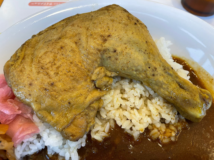 ノアの目立たないカラーのチャイルドシート✨・この角度から見るのも意外と好き♫・飯テロ〜✨・ほろほろチキンカレー🍛に関するカスタム事例の投稿画像2枚目
