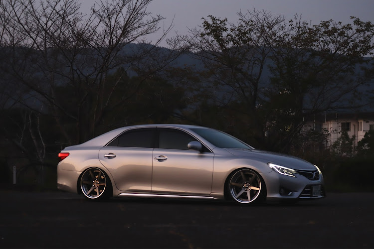 マークXのマークX・grx130・マークX乗りと繋がりたい・秋の全国交通安全運動に関するカスタム事例の投稿画像3枚目