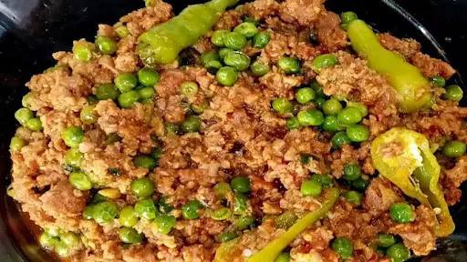 Mutton Matar Keema(100% Pure)(Served In 300 ML Container)