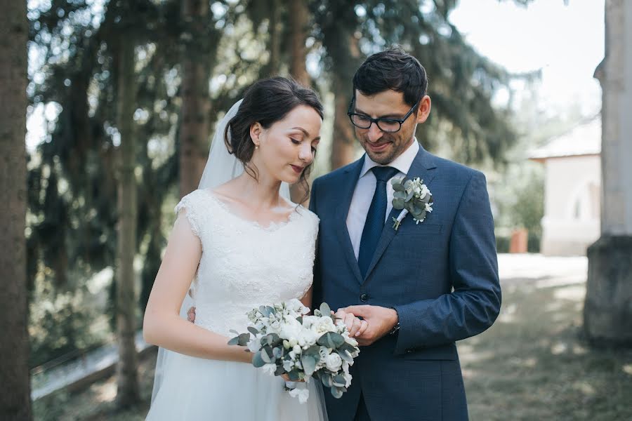 Wedding photographer Robert Ienei (memoro). Photo of 6 February 2021