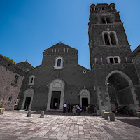 Piazza del Borgo (CasertaVecchia) di 