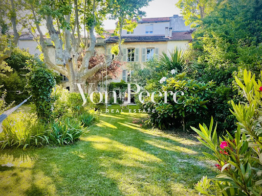 Property with garden 1