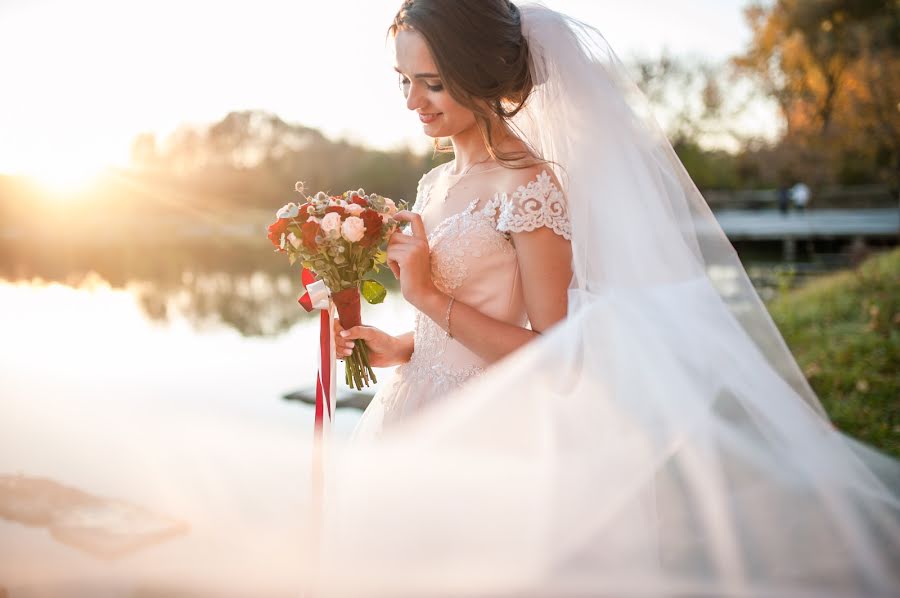 Jurufoto perkahwinan Svetlana Shvydnyuk (shvydniuk22). Foto pada 11 Februari 2019