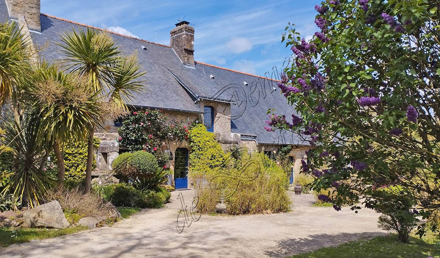 House with pool and terrace Nostang