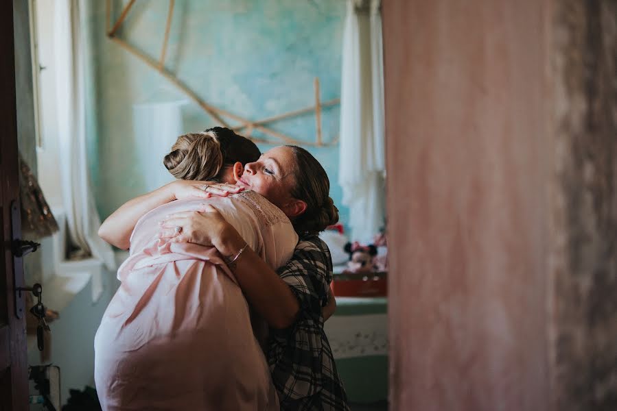 Fotografo di matrimoni Lucrezia Senserini (lucreziasenseri). Foto del 20 aprile 2020