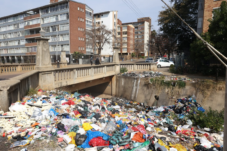 Dirt has piled up on the streets of Sunningside in Pretoria as service delivery has been halted due to the municipality workers' protest.