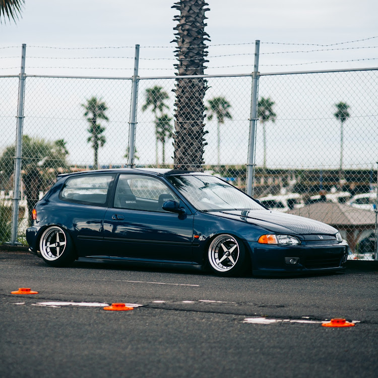シビックのサイドマーカー治療法・車高調・オフ会・ドライブに関するカスタム事例の投稿画像1枚目
