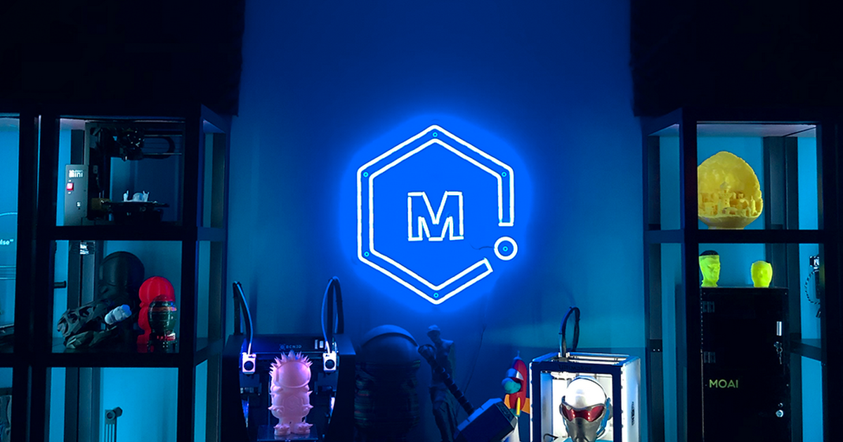 Weekend Builds: Neon Indicators | MatterHackers