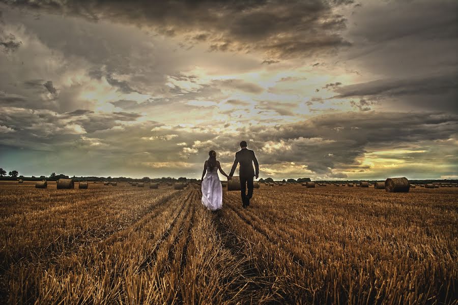 Photographe de mariage Gábor Badics (badics). Photo du 30 septembre 2014