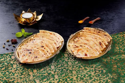 Nafees Laccha Paratha (Pack Of 4)