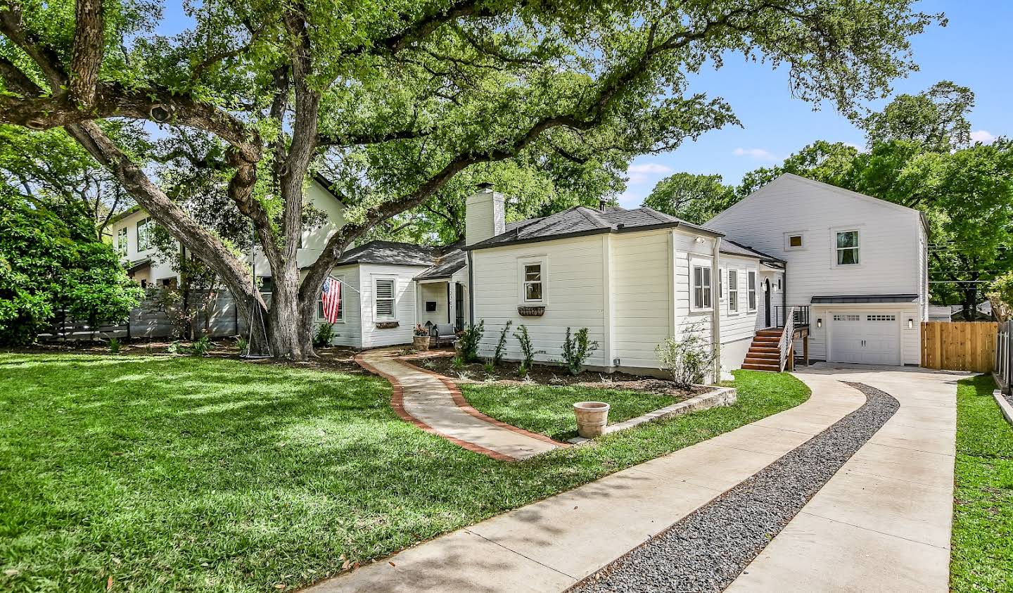 House with terrace Austin