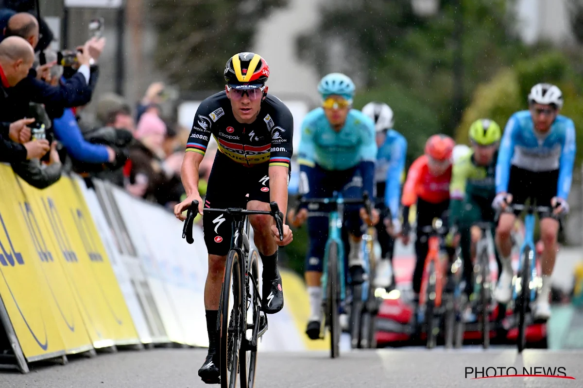 Remco Evenepoel onderneemt een opvallende actie: dit zijn de gevolgen ten aanzien van Roglic en Vingegaard