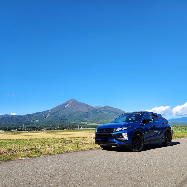 エクリプスクロスの会津路ドライブ・磐梯山・写り込み・秋の気配・栄安チャージに関するカスタム事例の投稿画像2枚目