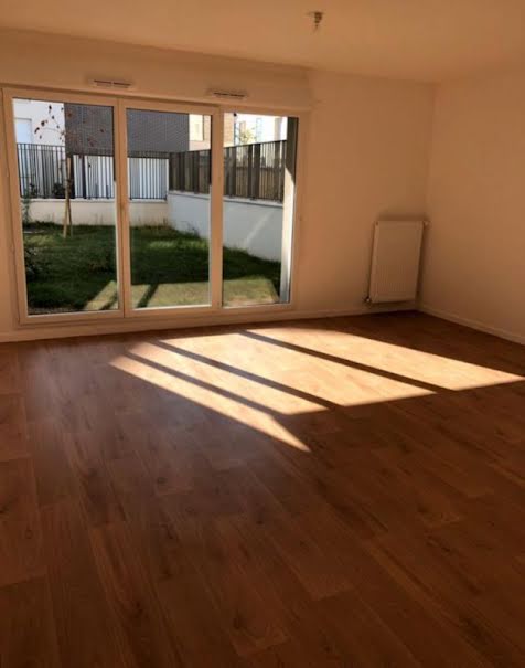 Location  appartement 1 pièce 36 m² à Bonnières-sur-Seine (78270), 540 €