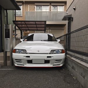 スカイライン R32