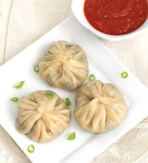 Veg Steamed Momos [8 Pieces]