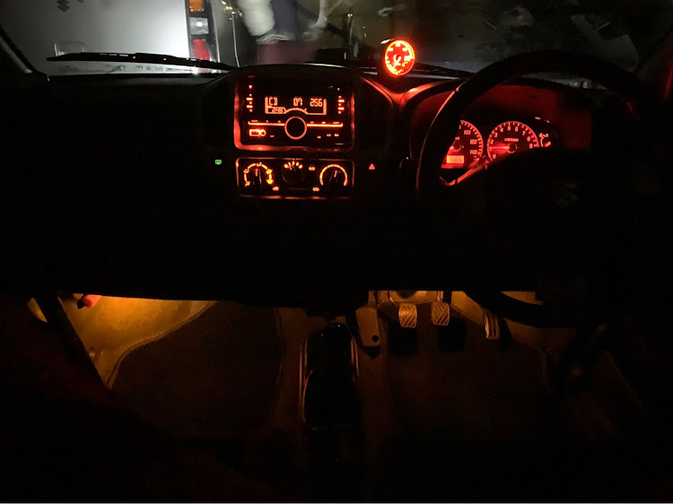 KeiワークスのKENWOOD・carrozzeria・ALPINE・LEDに関するカスタム事例の投稿画像1枚目