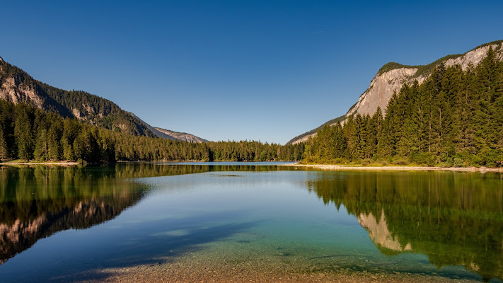 Lago di Tovel al tramonto di Obscurenotion