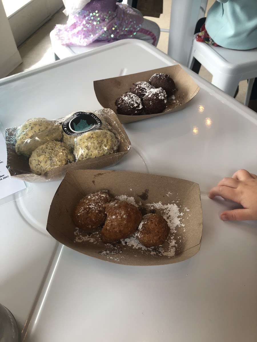 The fried donut holes are served hot and fresh! Don’t ever pass up the chance to have them because they are amazing! The packaged goods are lemon chia scones to bake at home.