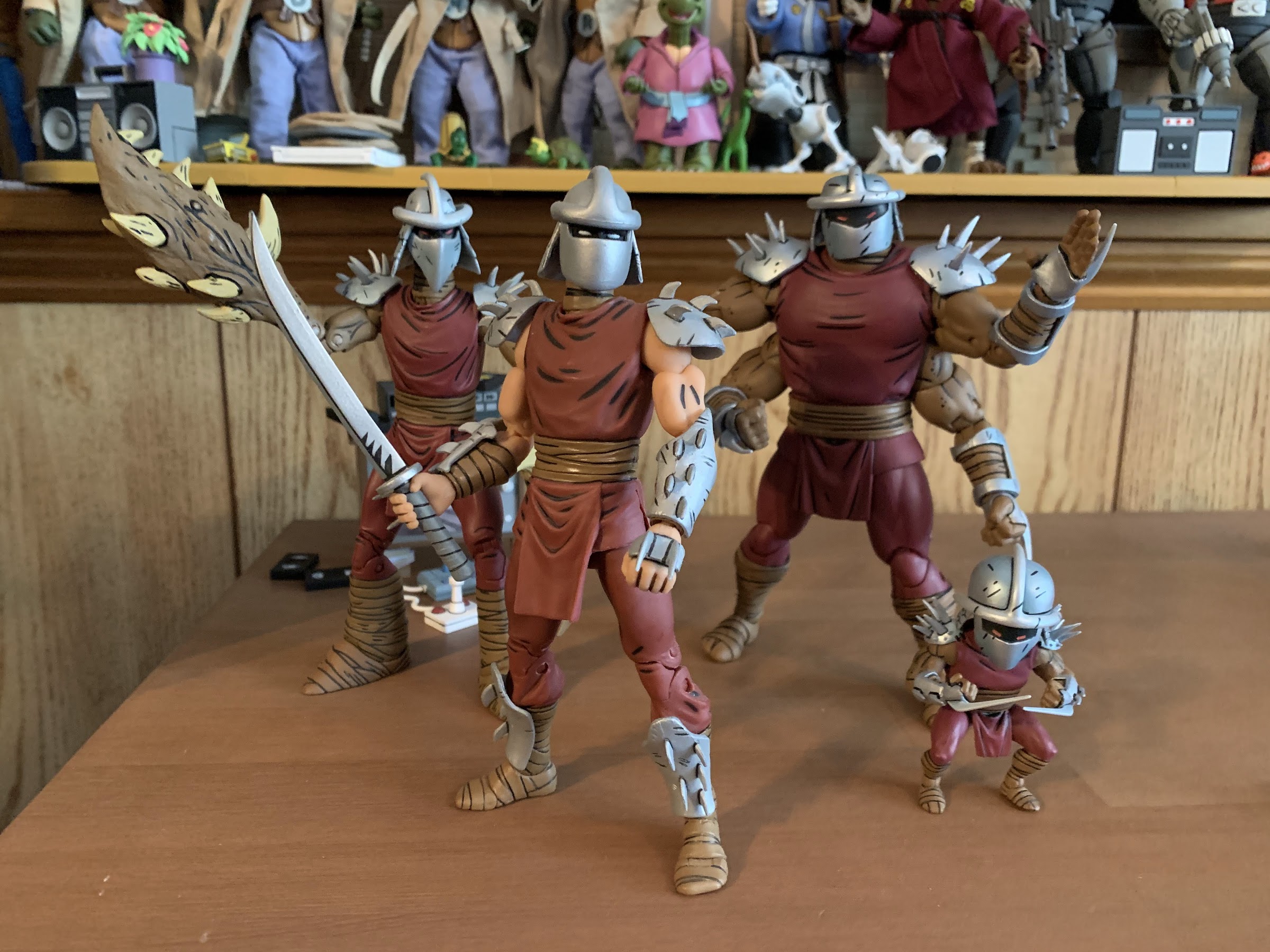 Teenage Mutant Ninja Turtles - Mirage Comics Shredder Clones & Mini Shredder  7 Deluxe Action Figure 